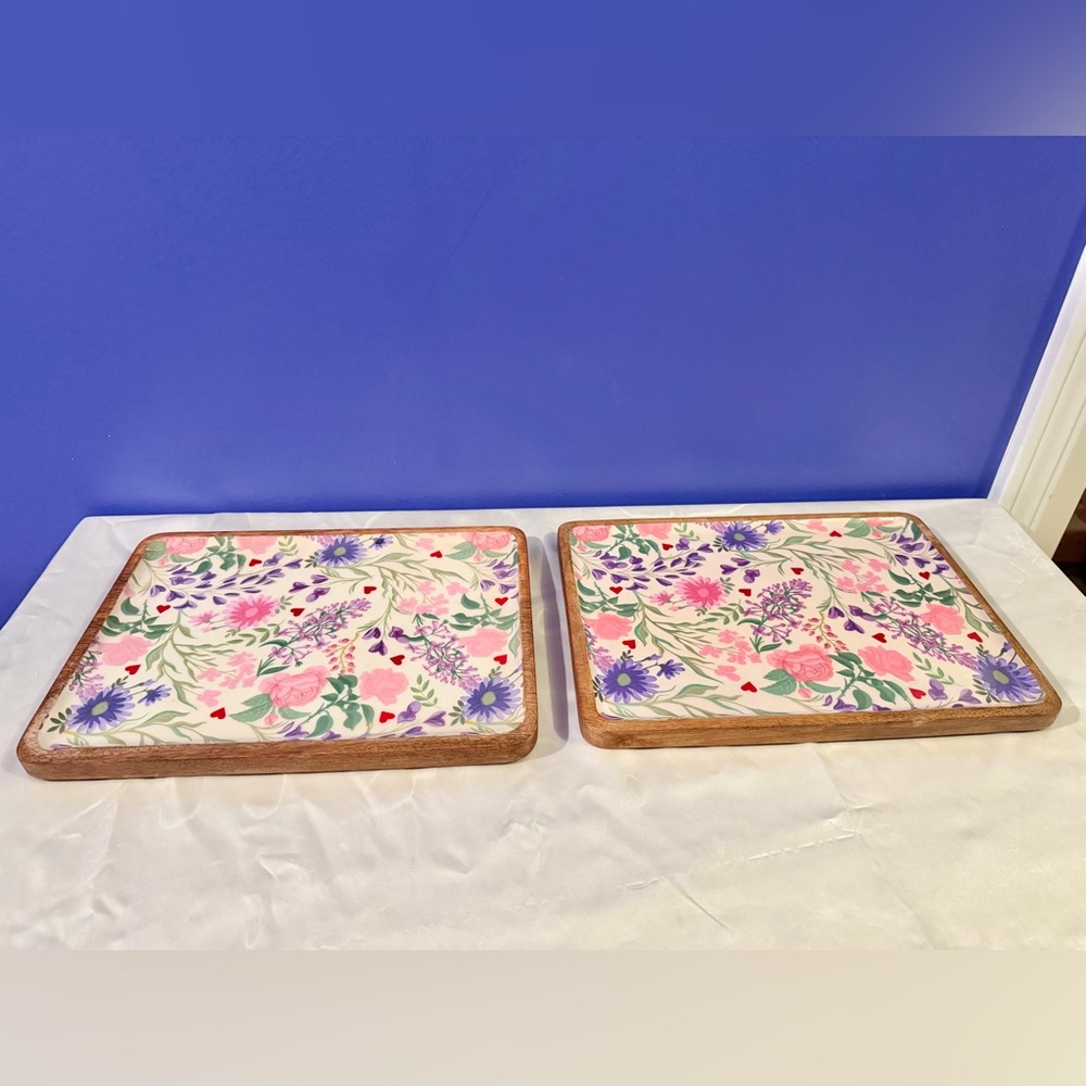 Bridgerton Charcuterie Board-Valentine’s Collection-Set of 2 - Picture 3 of 7